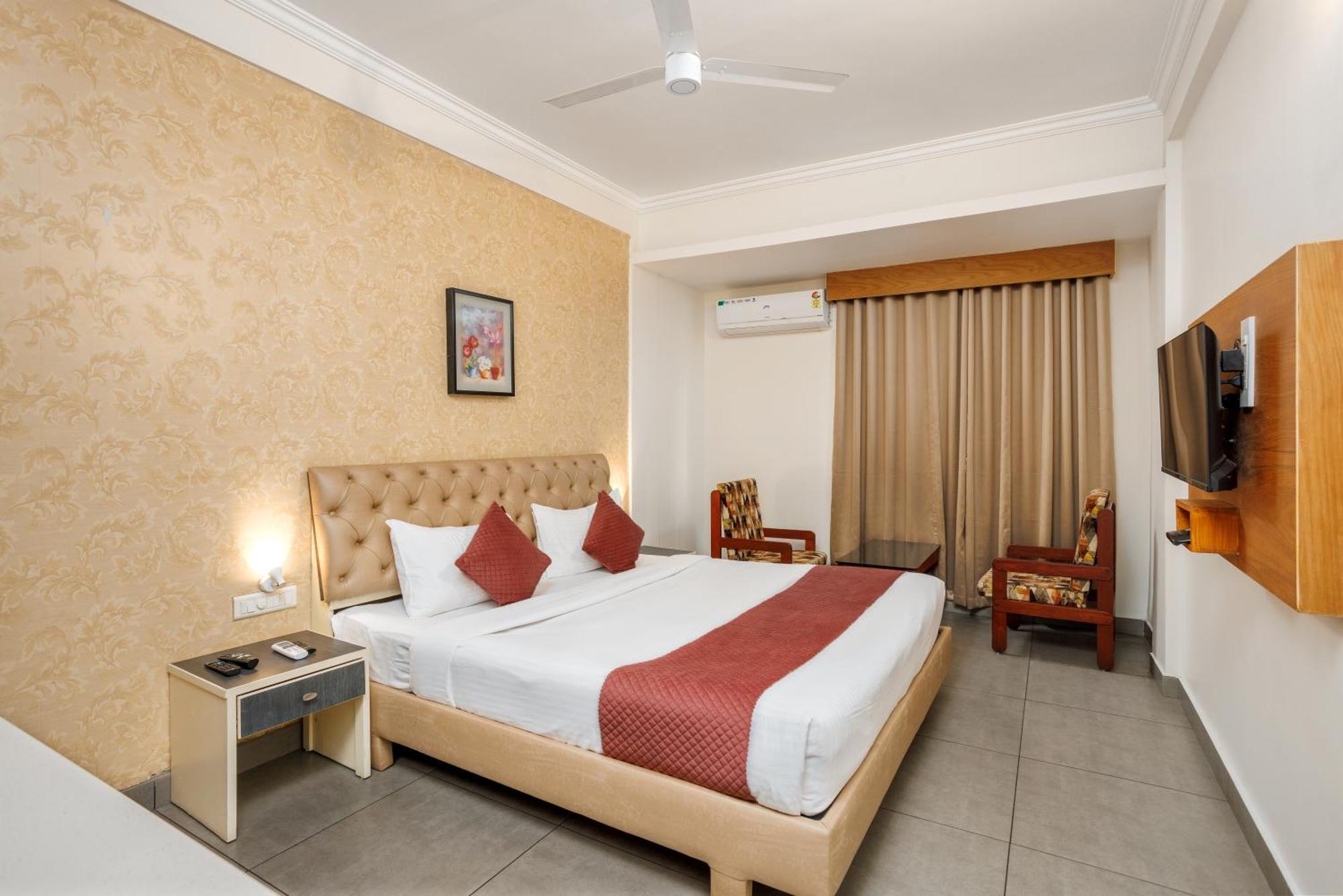 Nexstay Kassaba Inn Kozhikode Exteriör bild